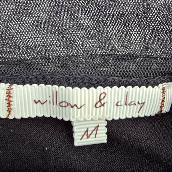 Willow & Clay Black Mesh Embroidered Floral Yoke Blouse Size M - Picture 7 of 8